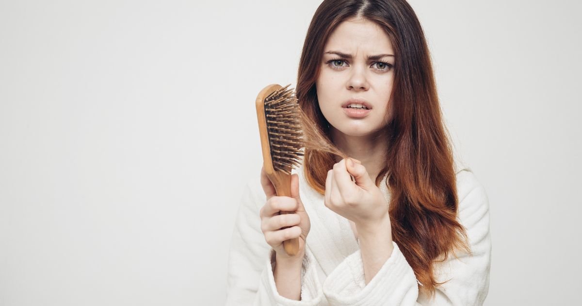 The Best Natural Ways To Prevent And Treat Hair Loss That Work